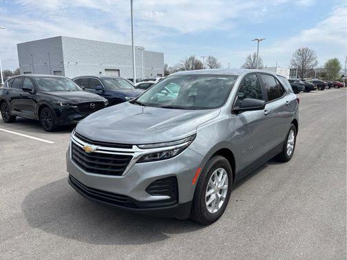 Sterling Gray Metallic 2024 Chevrolet Equinox LS