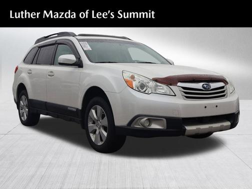 Satin White Pearl 2011 Subaru Outback 2.5 i Limited