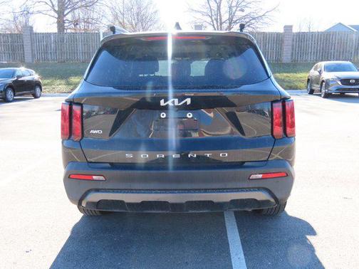 2022 Kia Sorento S