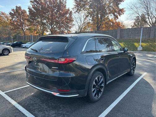 2024 Mazda CX-90 PHEV Premium Plus