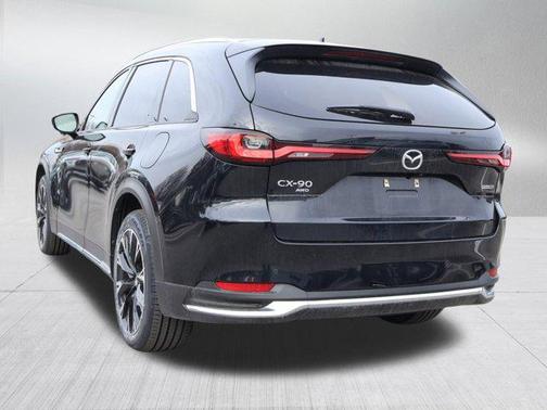 2024 Mazda CX-90 PHEV Premium Plus