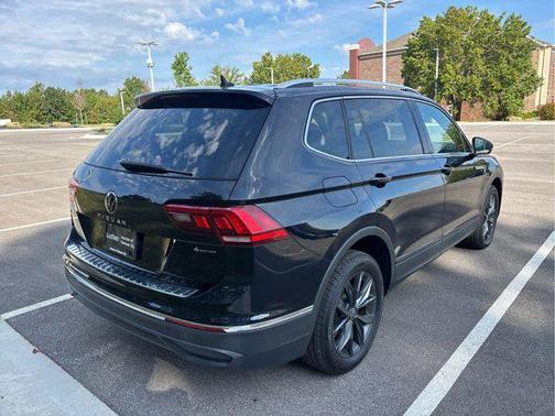2022 Volkswagen Tiguan 2.0T SE 4MOTION