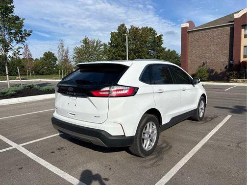 2023 Ford Edge SEL