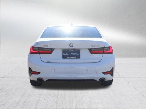2022 BMW 330 xDrive