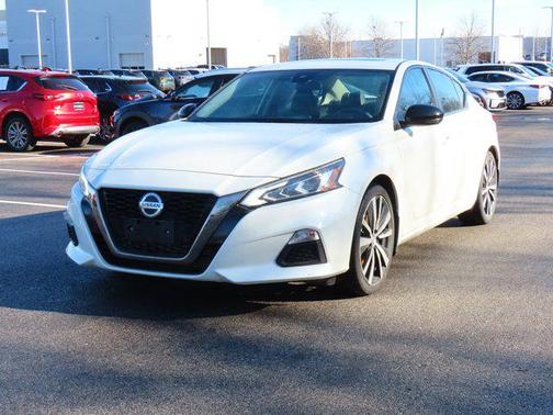 2020 Nissan Altima SR VC-Turbo FWD