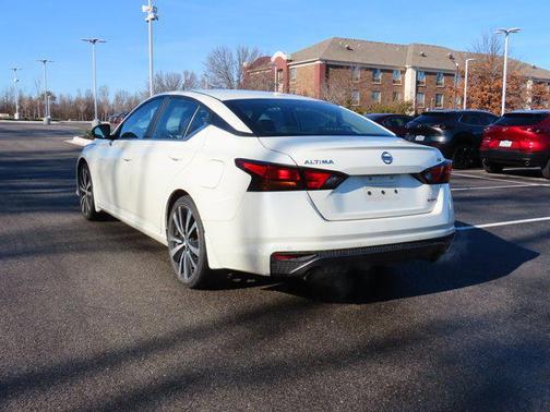 2020 Nissan Altima SR VC-Turbo FWD