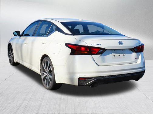 2020 Nissan Altima SR VC-Turbo FWD