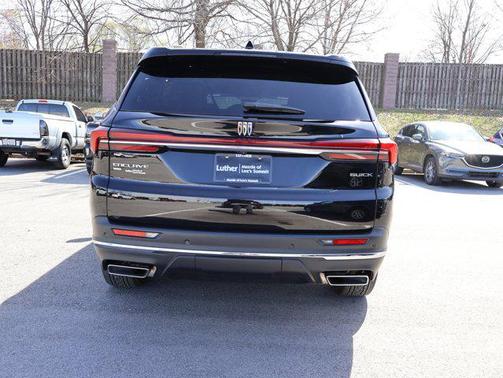 2025 Buick Enclave Preferred FWD