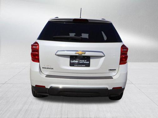 Iridescent Pearl Tricoat 2017 Chevrolet Equinox Premier