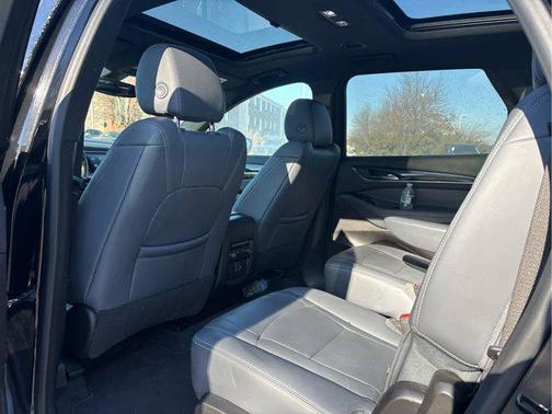 2023 Buick Enclave Essence AWD