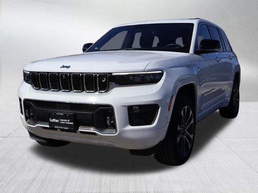 2022 Jeep Grand Cherokee 4xe Overland