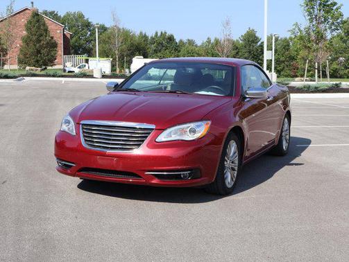 2013 Chrysler 200 Limited