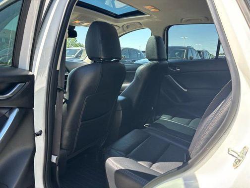 Crystal White Pearl Mica 2016 Mazda CX-5 Grand Touring