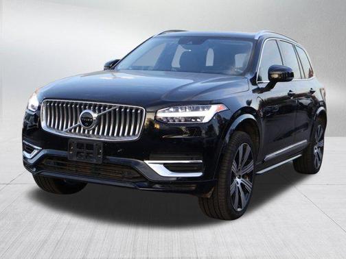 2022 Volvo XC90 Recharge Plug-In Hybrid T8 Inscription Expression 6 Passenger