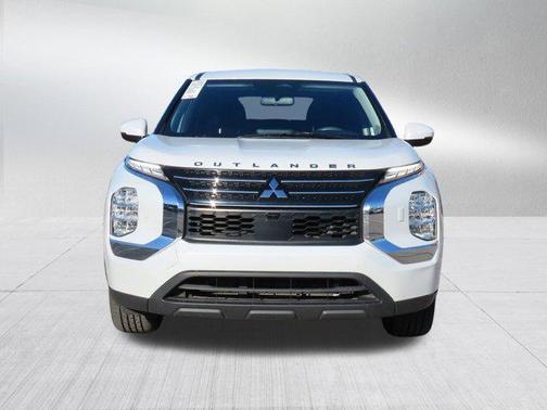 2022 Mitsubishi Outlander ES 2.5 S-AWC