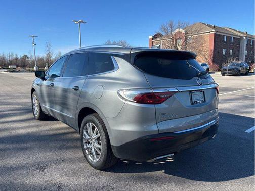 2023 Buick Enclave Essence AWD
