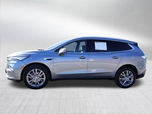 2023 Buick Enclave Essence AWD