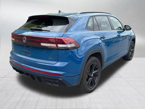 Mountain Lake Blue Metallic 2025 Volkswagen Atlas Cross Sport 2.0T SEL