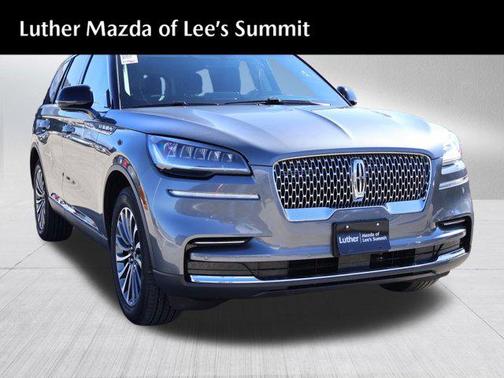 2022 Lincoln Aviator Standard AWD