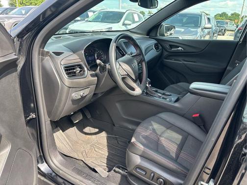 Mosaic Black Metallic 2023 Chevrolet Equinox AWD RS