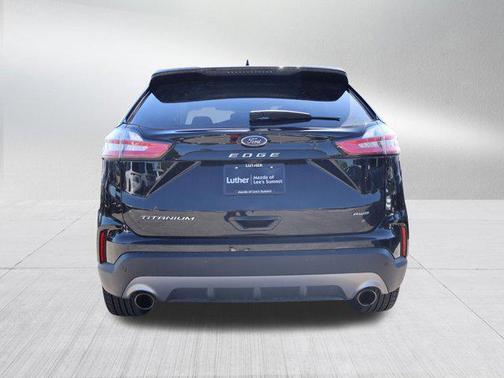Agate Black Metallic 2024 Ford Edge Titanium