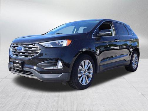 Agate Black Metallic 2024 Ford Edge Titanium