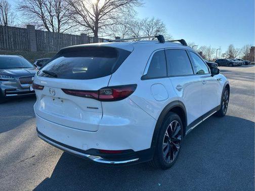 2024 Mazda CX-90 PHEV Premium Plus