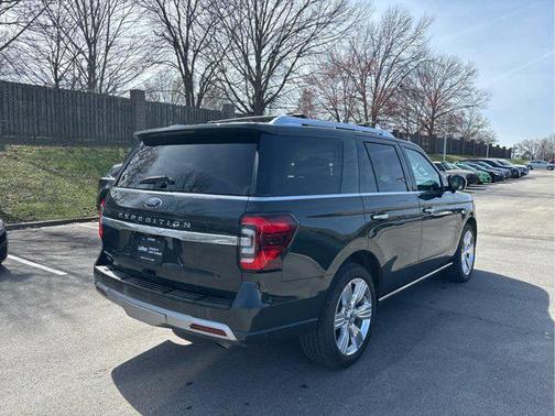 2022 Ford Expedition Platinum