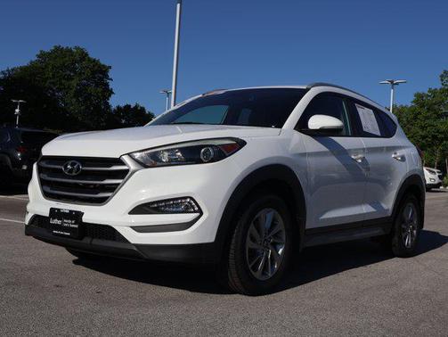 Dazzling White 2018 Hyundai TUCSON SEL Plus