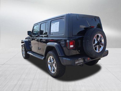 Black Clearcoat 2019 Jeep Wrangler Unlimited Sahara