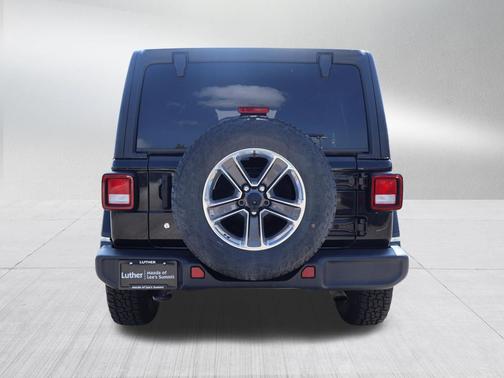 Black Clearcoat 2019 Jeep Wrangler Unlimited Sahara
