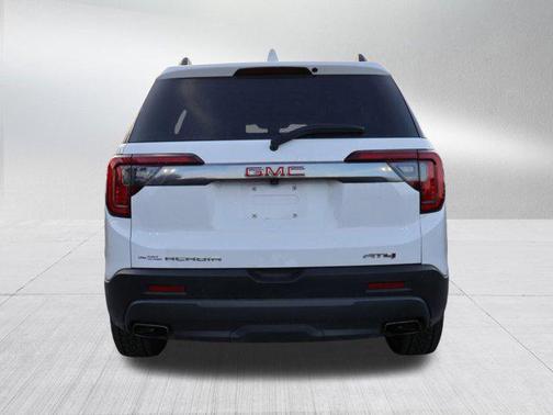 2023 GMC Acadia AWD AT4