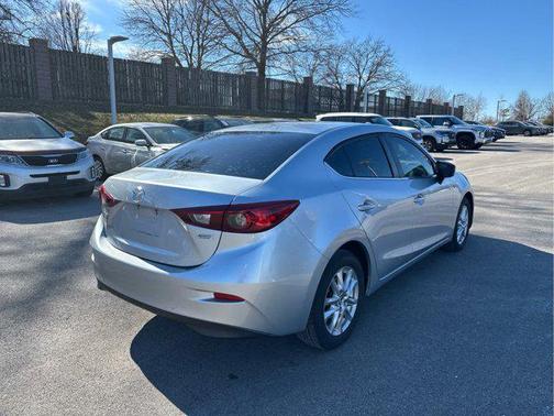 2018 Mazda Mazda3 Sport