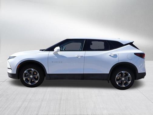 Summit White 2025 Chevrolet Blazer 2LT