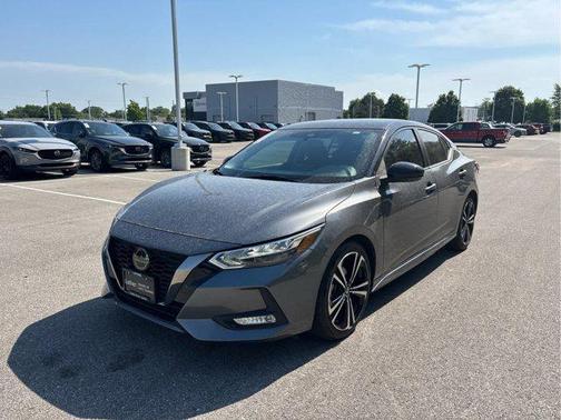 Gun Metallic/Super Black 2023 Nissan Sentra SR