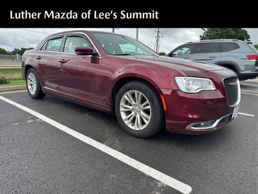 2021 Chrysler 300 Touring