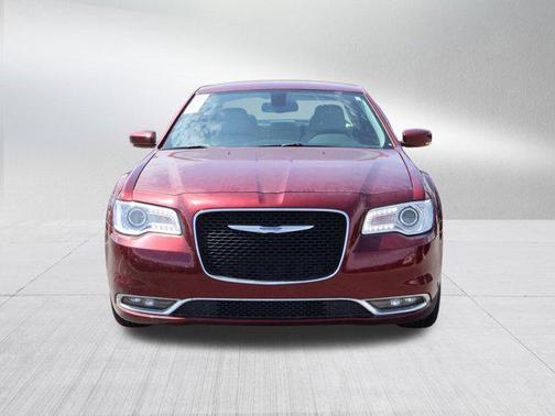 2021 Chrysler 300 Touring