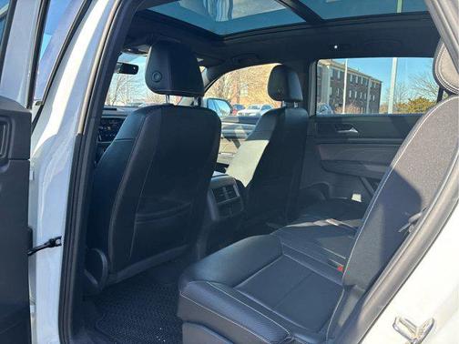 2022 Volkswagen Atlas Cross Sport 2.0T SE w/Technology 4MOTION