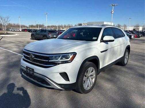 2022 Volkswagen Atlas Cross Sport 2.0T SE w/Technology 4MOTION
