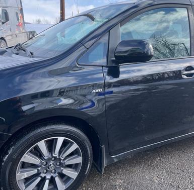 2020 Toyota Sienna XLE Premium