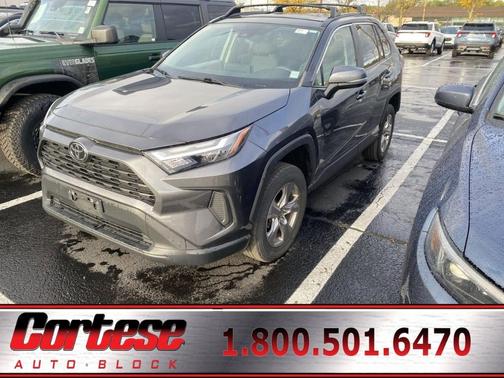 2023 Toyota RAV4 XLE