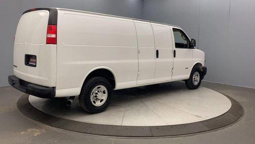 Summit White 2021 Chevrolet Express 2500 Work Van