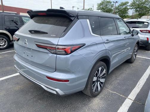 2025 Mitsubishi Outlander