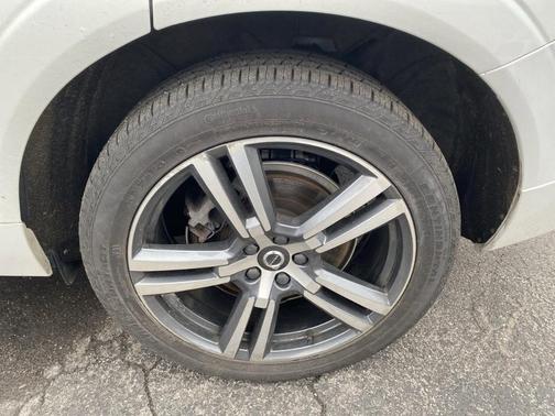 2019 Volvo XC60 T6 Momentum