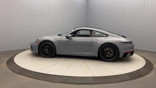 2024 Porsche 911 Carrera 4S