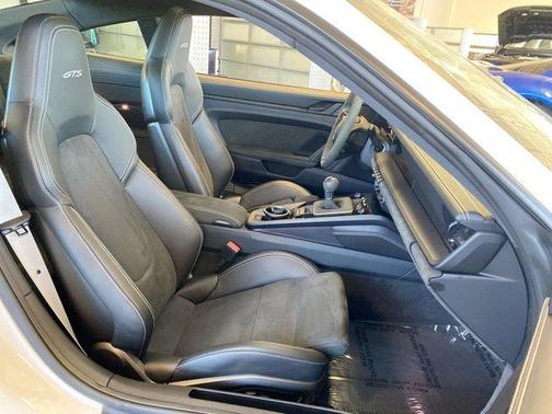 2022 Porsche 911 Carrera GTS