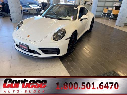 2022 Porsche 911 Carrera GTS