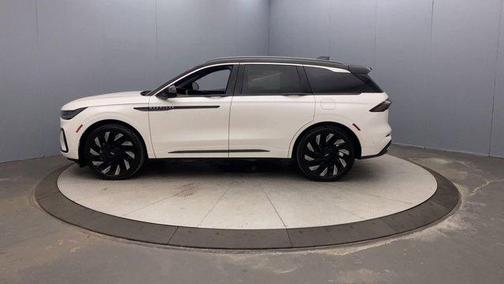 White 2024 Lincoln Nautilus Black Label