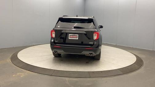 Black Metallic 2021 Ford Explorer XLT