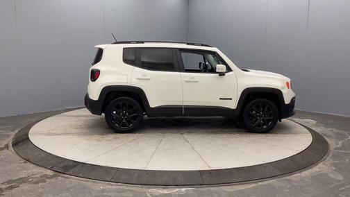 2017 Jeep Renegade Altitude